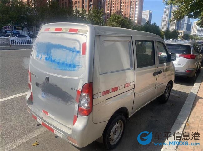 自家面包小貨車用不到了便宜出手