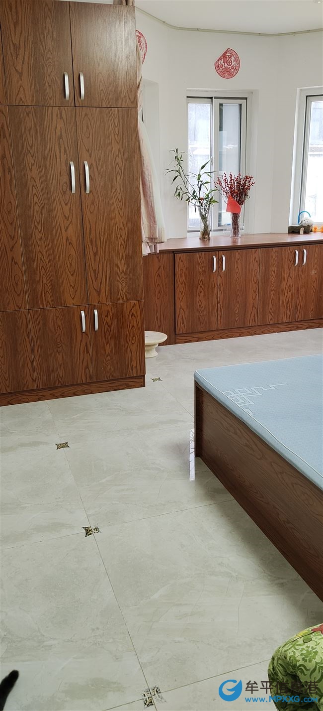 贈(zèng)送200平大露臺(tái)東華麗景個(gè)人房源