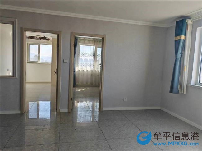 水漾花城短住婚房，產(chǎn)證95.69平三室二廳一衛(wèi)出售
