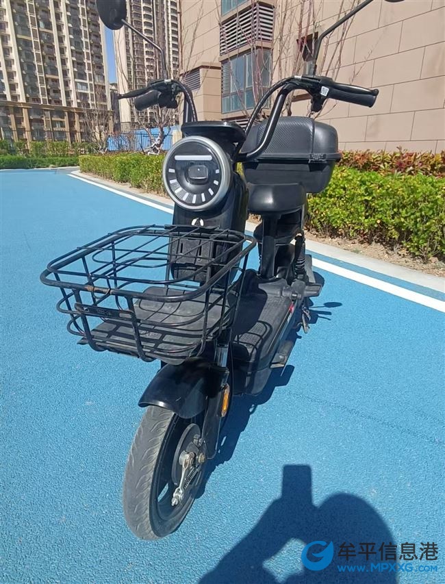 出售愛瑪電動(dòng)車