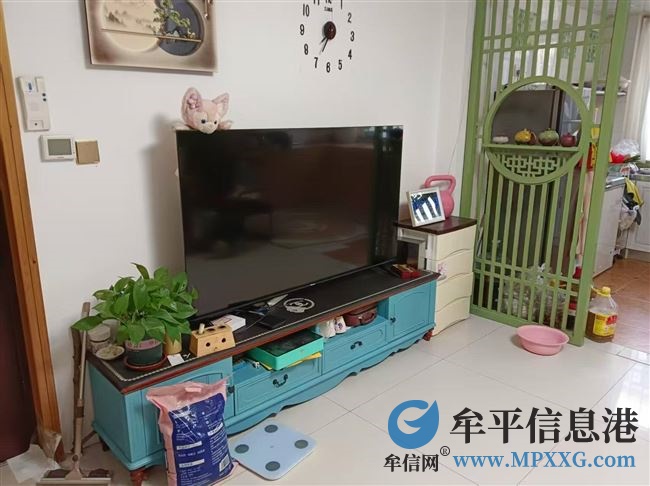 出售山水沁園一樓，精裝修，80平，兩室，送家具家電，僅售41.8！